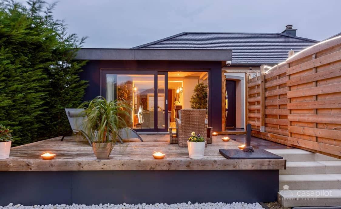 Luxury House Bed & Breakfast Remersdaal Exterior photo